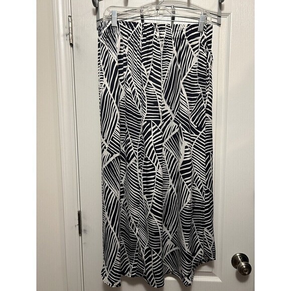 Ann Taylor Loft Maxi Skirt Women’s Medium Navy & White Foliage Pattern Tropical - Picture 2 of 12